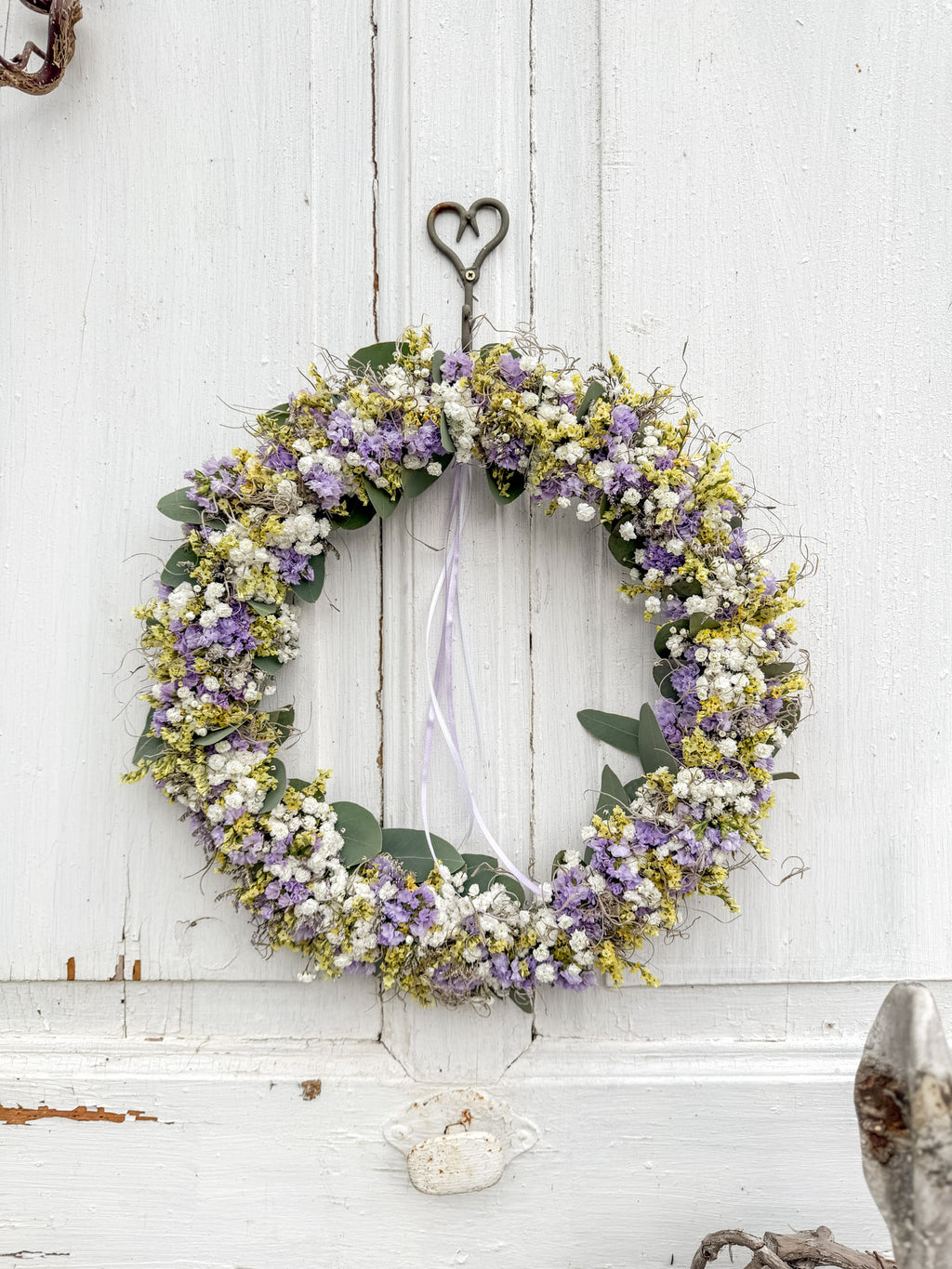 Blumenring mit Tillandsia Moos oder alternativ mit Heu als natürliche Dekoration