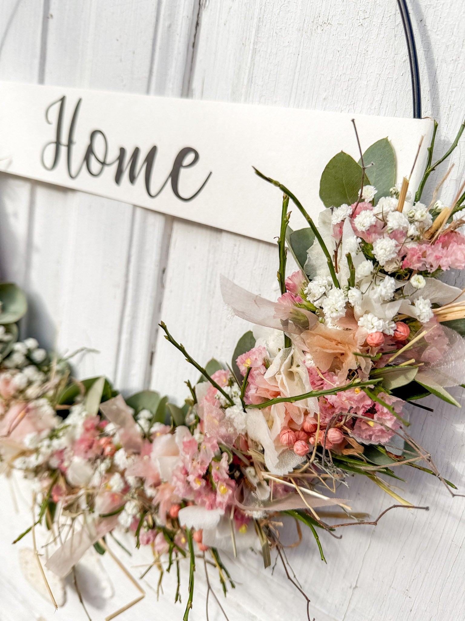 Detail Statice Peach mit Schleierkraut und Organzaband