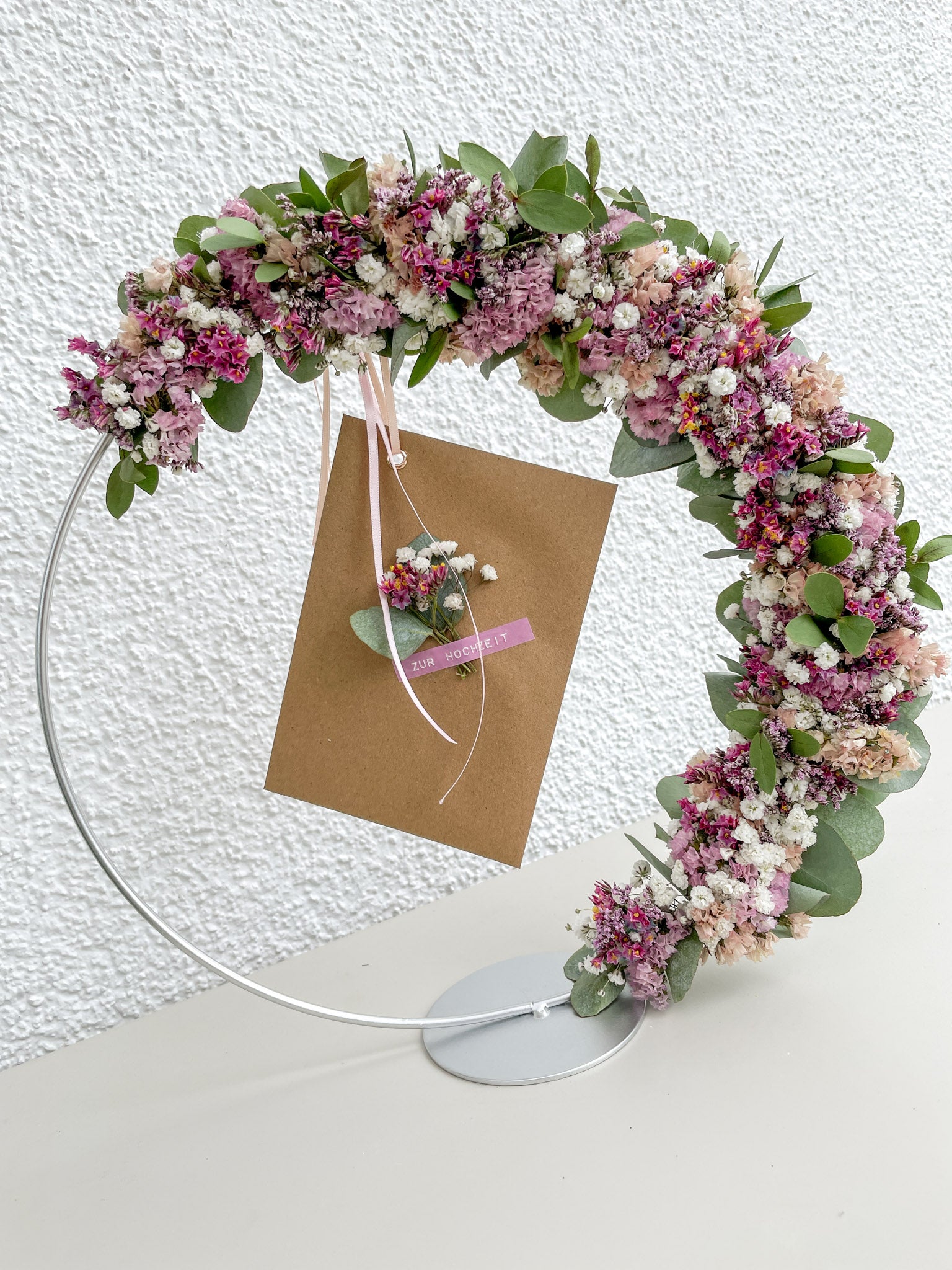1/2 Loop auf Metallständer – Blütendesign mit persönlicher Note| FlowerLoop  Ø 30cm