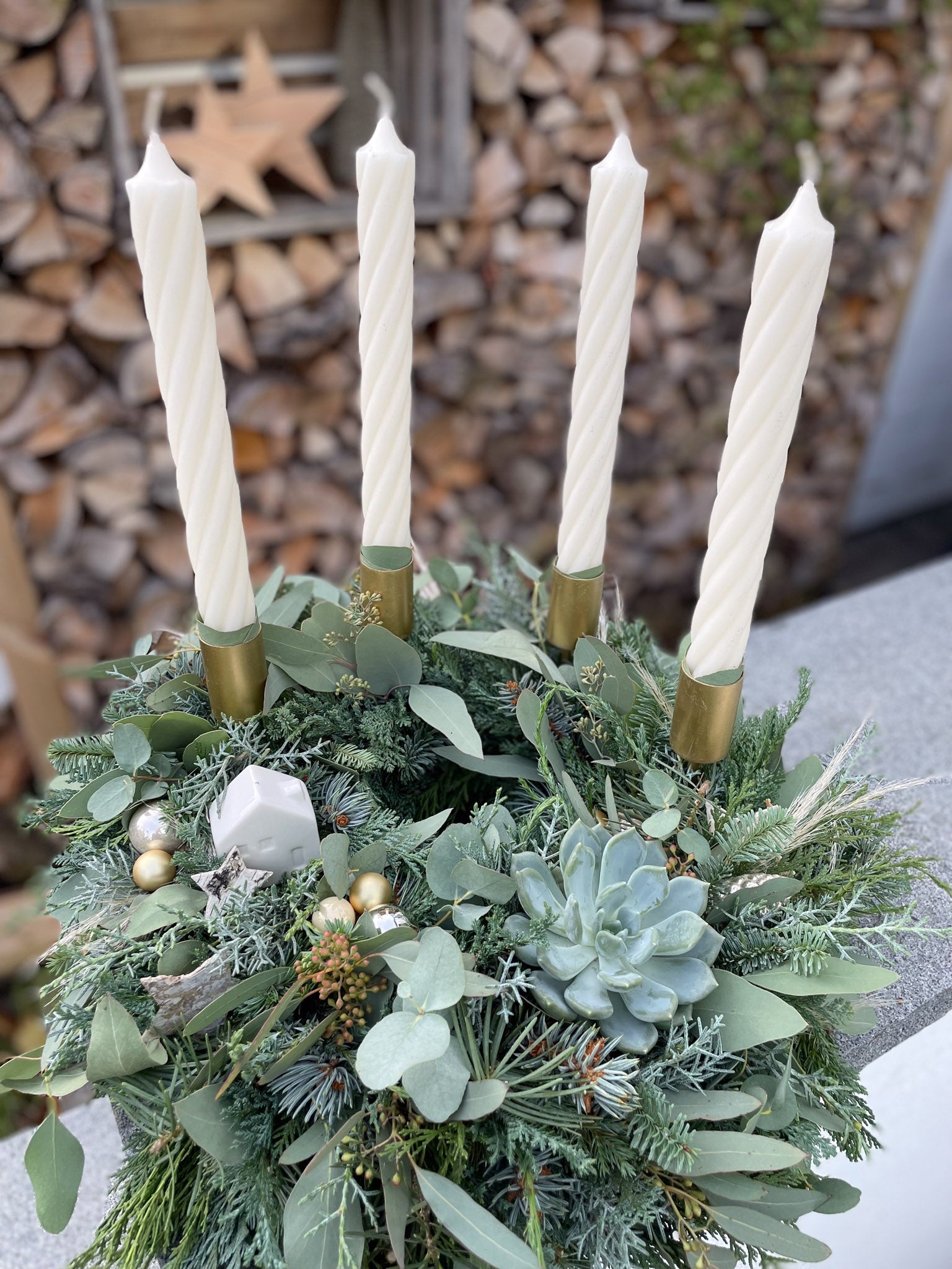 Adventskranz »Winterzauber-Twist« – gedrehte Stabkerzen & Sukkulente | versch. Größen