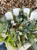 Handgebundener Adventskranz »Winterlicht« mit wollweißen Stumpenkerzen, Nadelgrün, Eukalyptus und Sukkulente