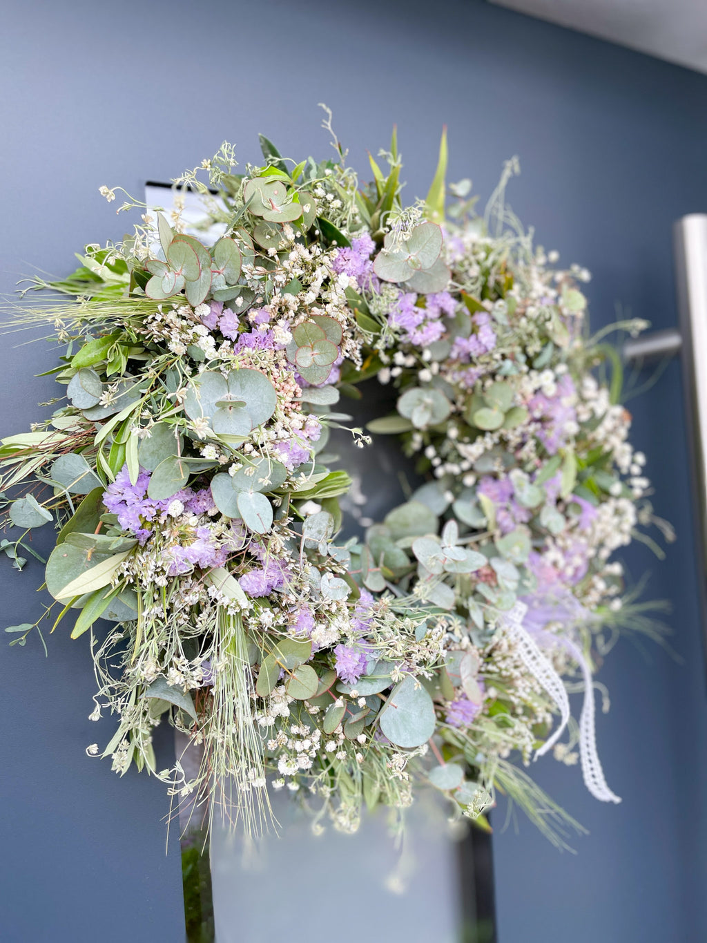 Alltime-Kranz »Lila Naturpoesie« – frischer Eukalyptus, Olive & Blütenzauber