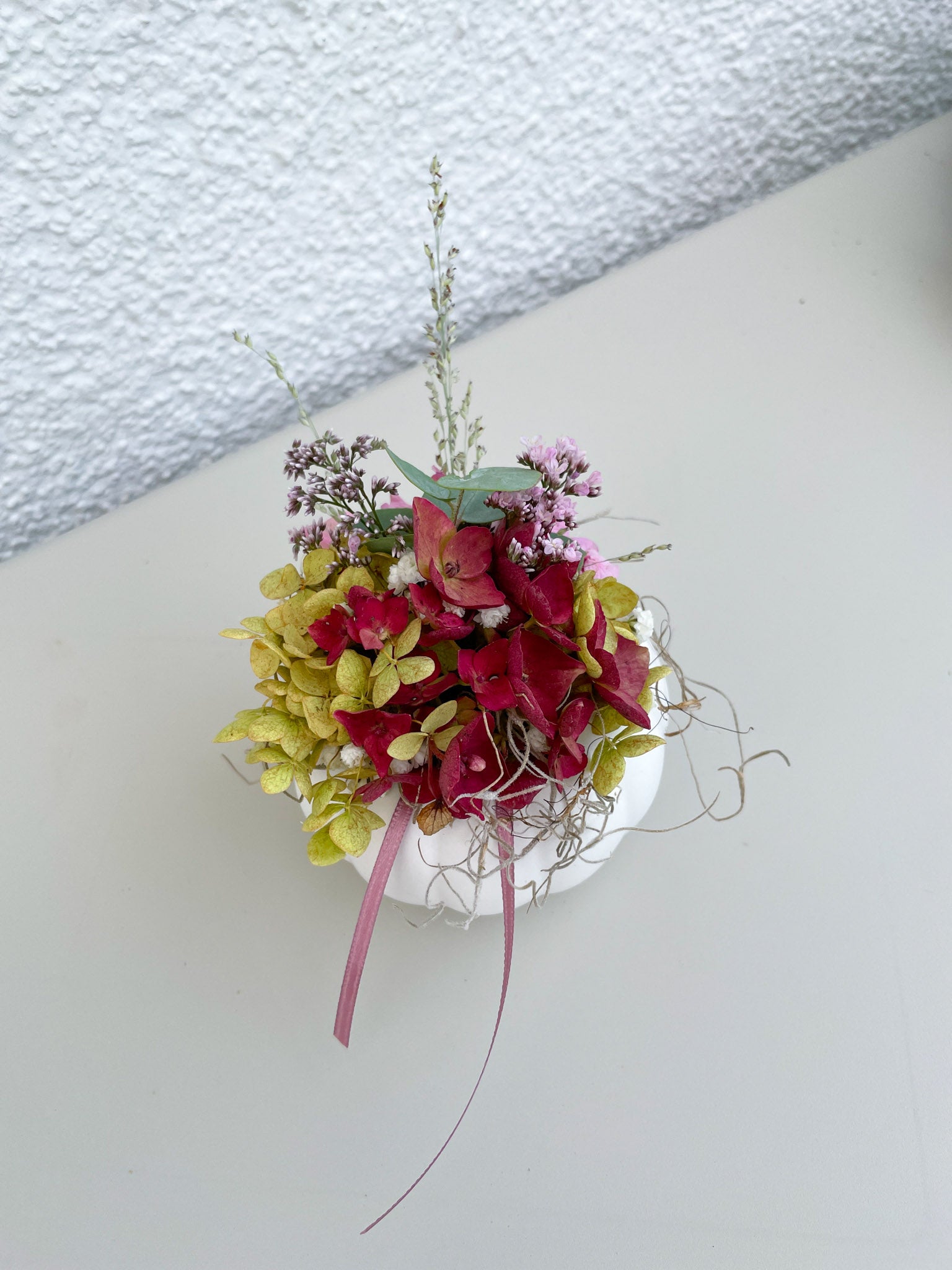 Herbst-Bouquet »Kleiner Kürbis« – Raysin-Gips mit Blumenfüllung