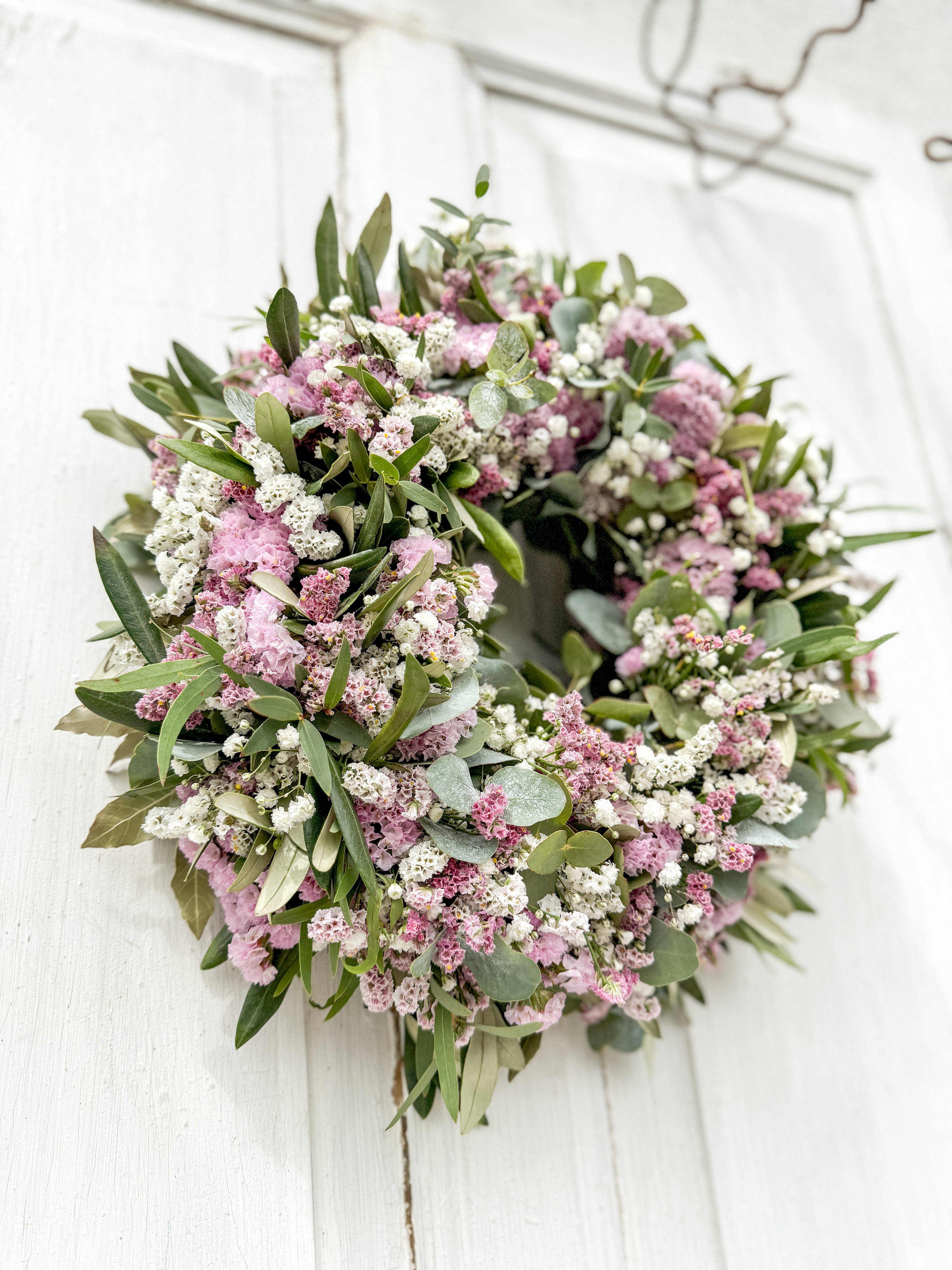Frische Materialien aus Eukalyptus und Steineiche - rosa 