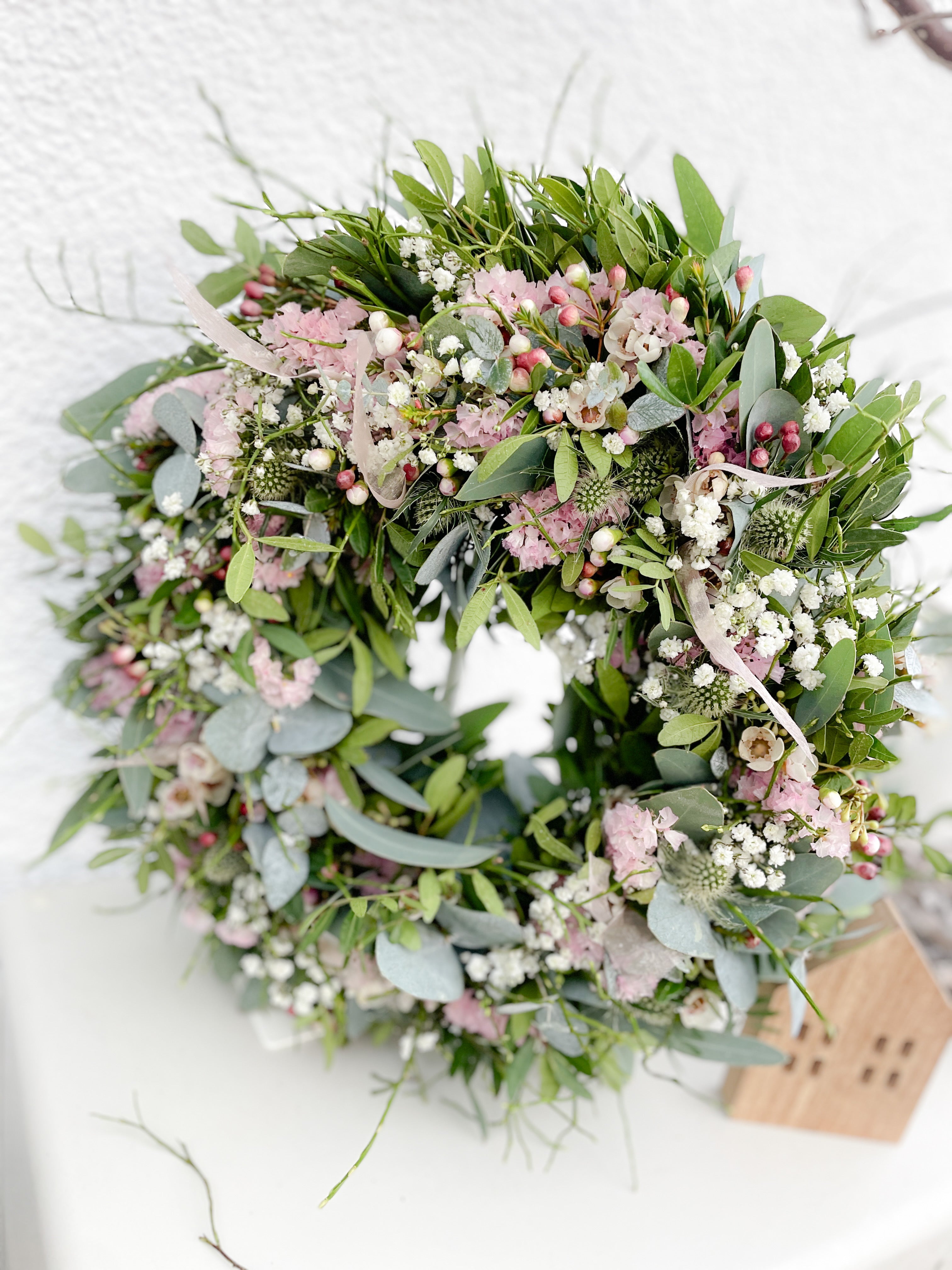 Frühlingskranz »Blütenzauber« – Frisch gebunden mit natürlichen Highlights