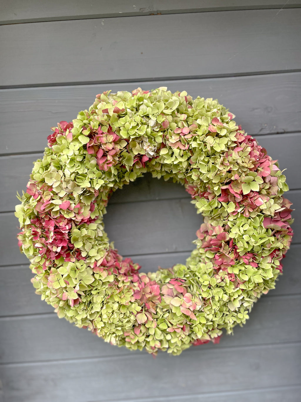 Herbstkranz »Hortensienzauber« – Natürlichkeit in sanftem Farbspiel