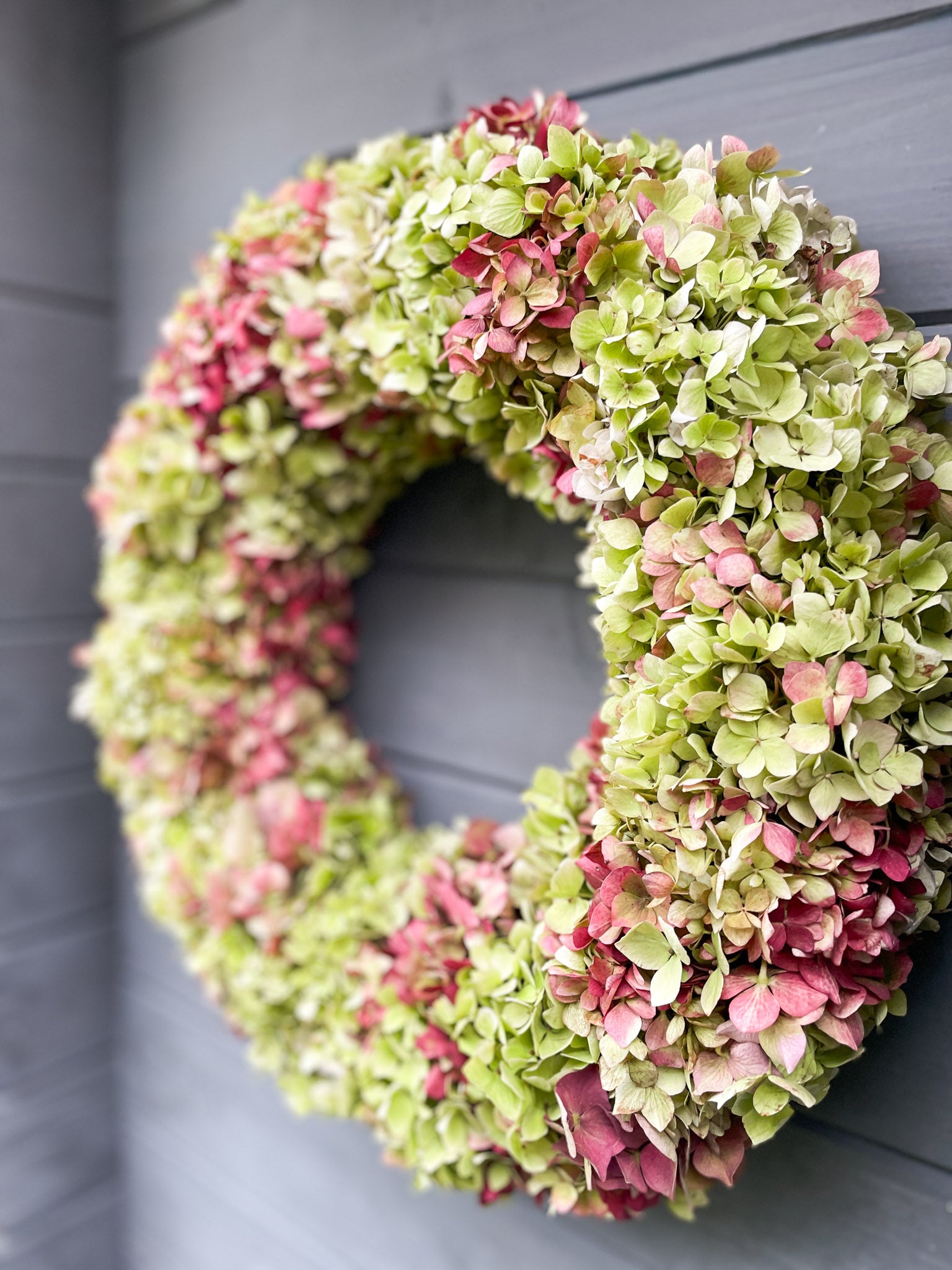 Herbstkranz »Hortensienzauber« – Natürlichkeit in sanftem Farbspiel