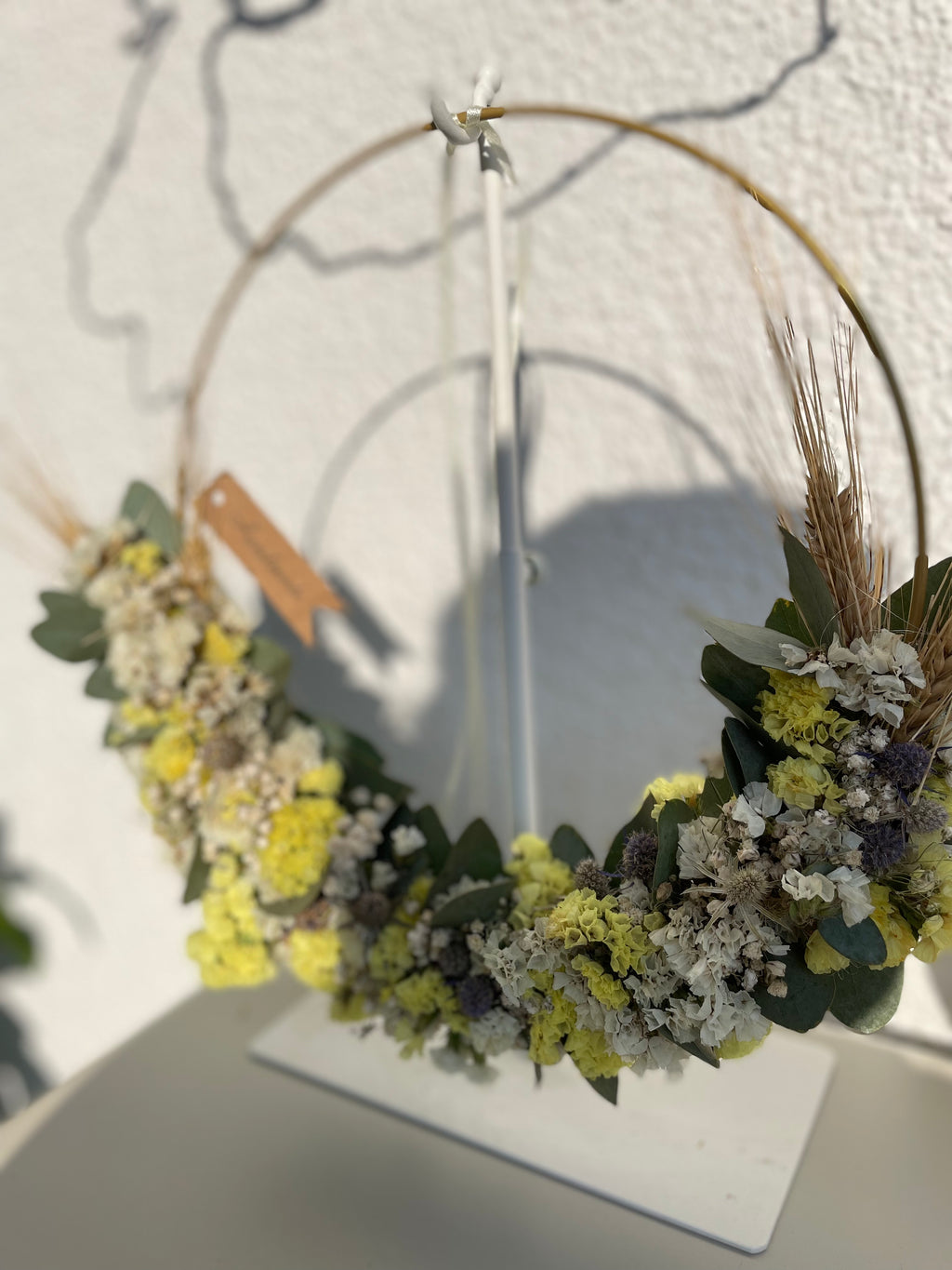 »1/2 Loop Gelb« – FlowerLoop mit sonnigen Akzenten