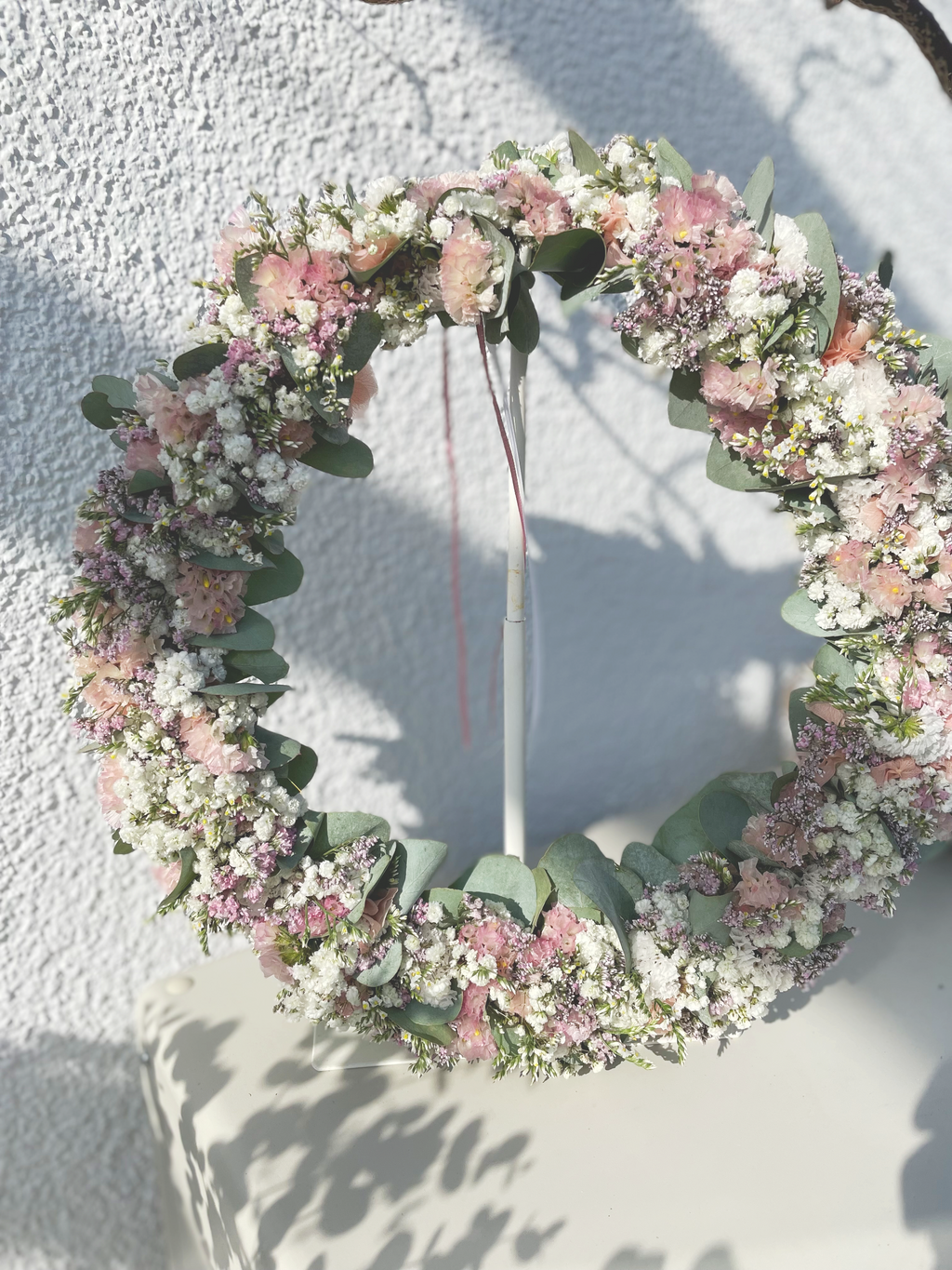 »1/1 Loop Pastell« – FlowerLoop mit Farbakzenten in Rosé & Peach