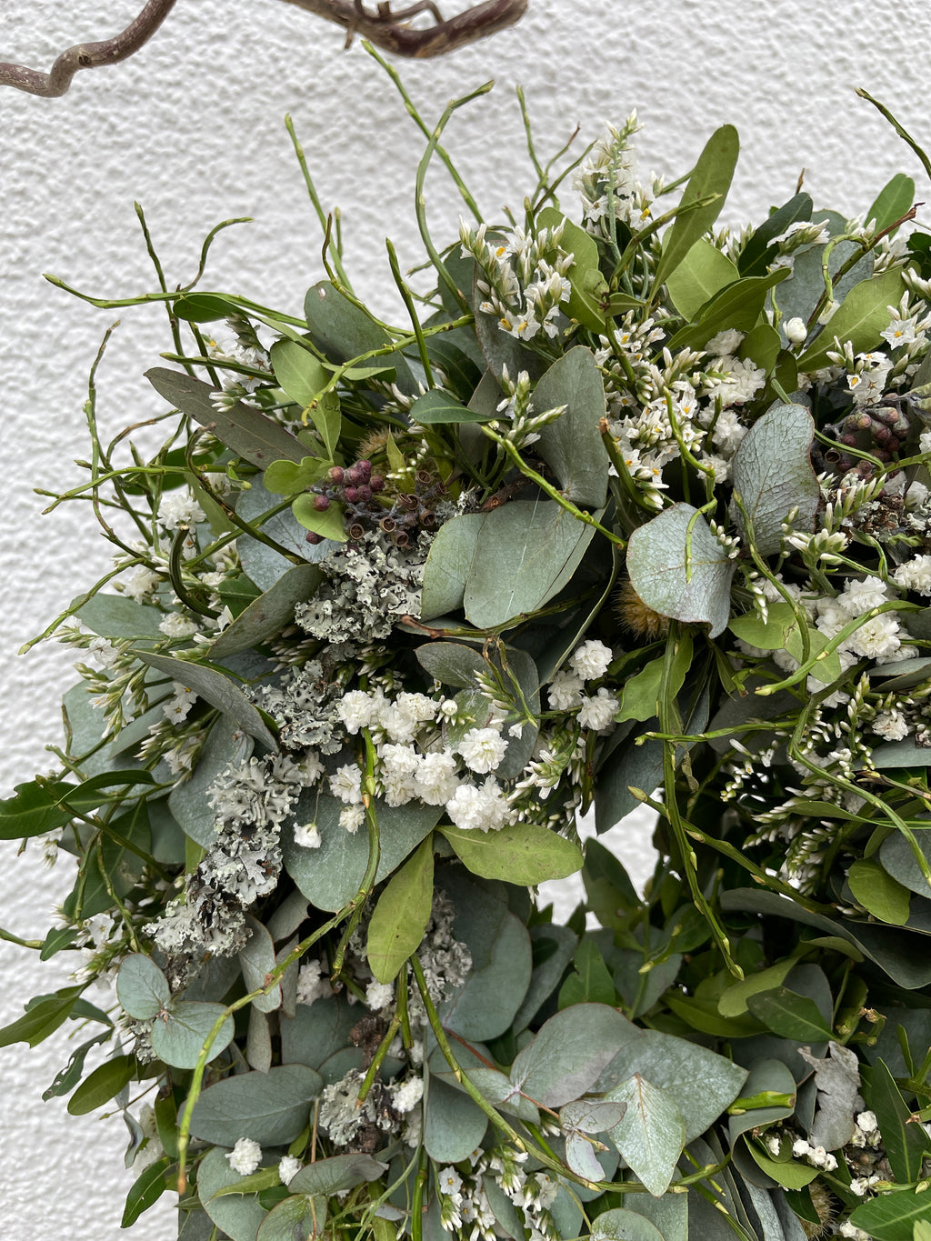 Alltime-Kranz »Naturweiß« – Grüner Kranz mit weißen Blütenakzenten