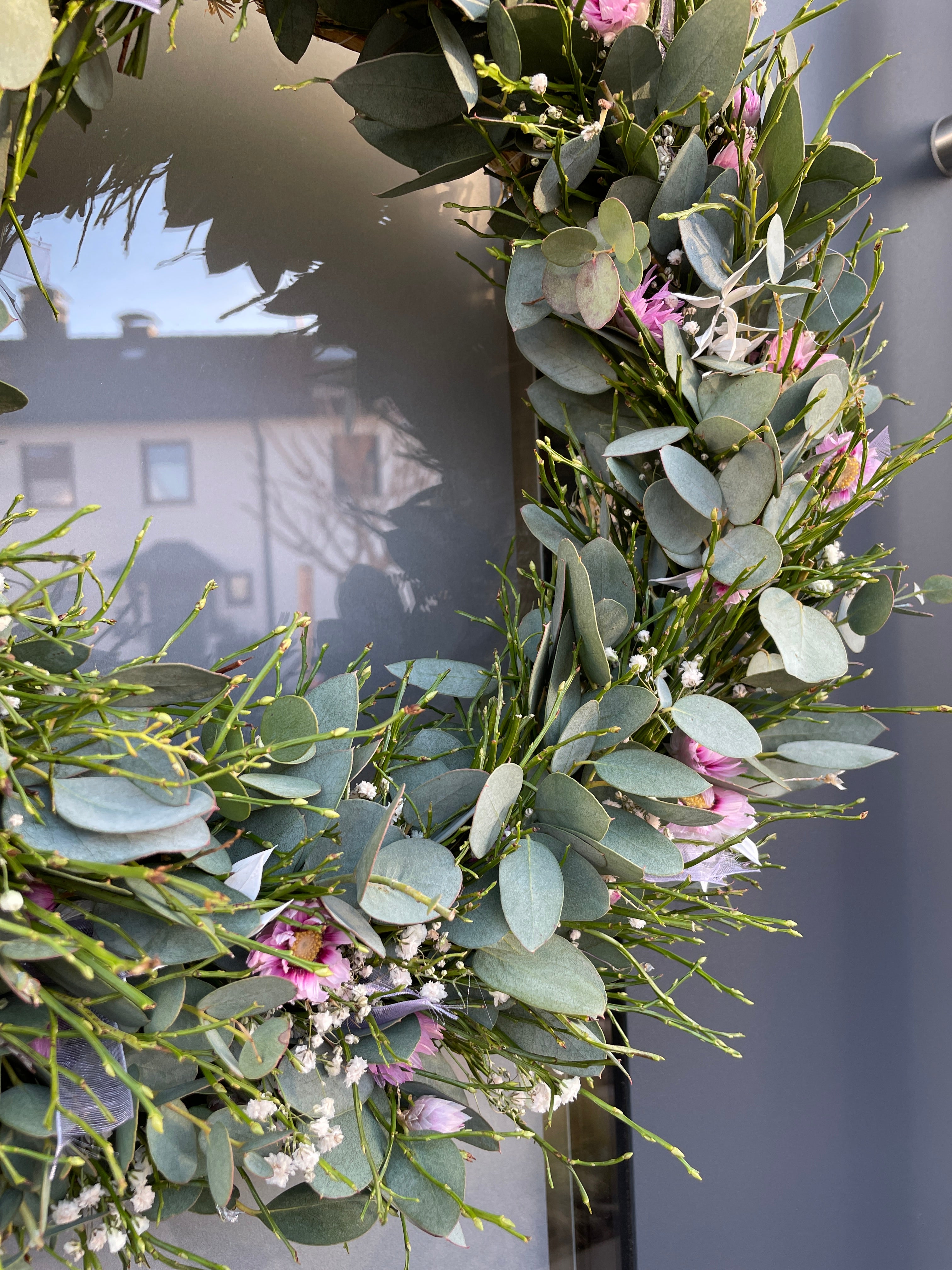 Frühlingskranz »Rosentau« – Frisch gebunden in zarten Rosatönen