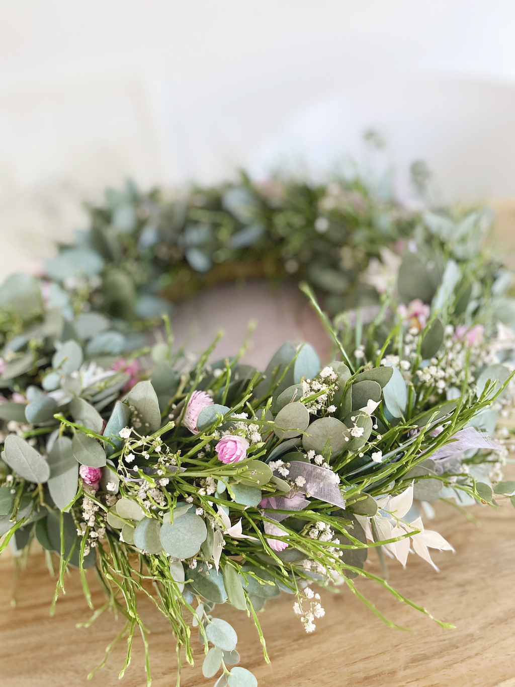 Frühlingskranz »Rosentau« – Frisch gebunden in zarten Rosatönen