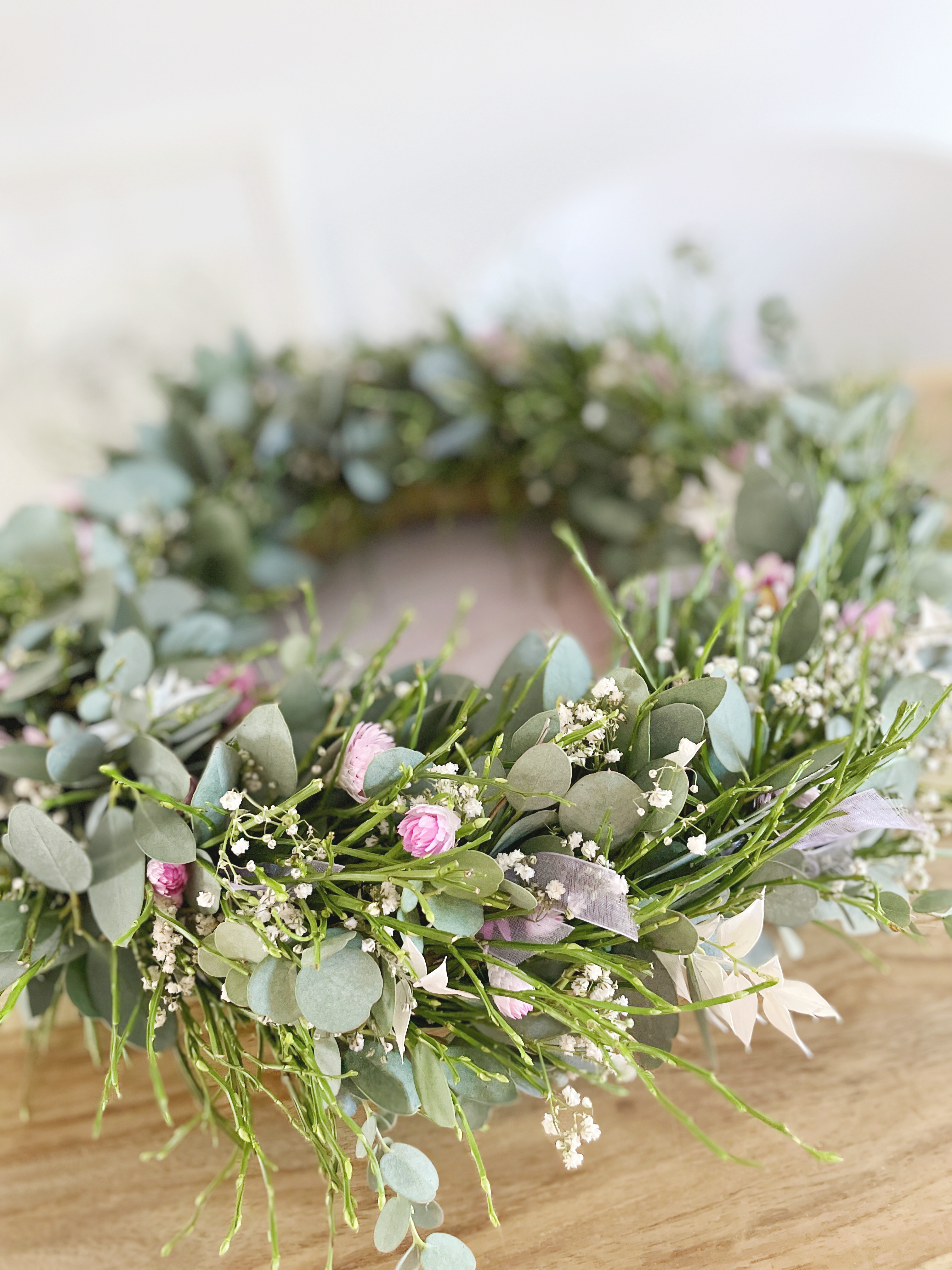 Frühlingskranz »Rosentau« – Frisch gebunden in zarten Rosatönen