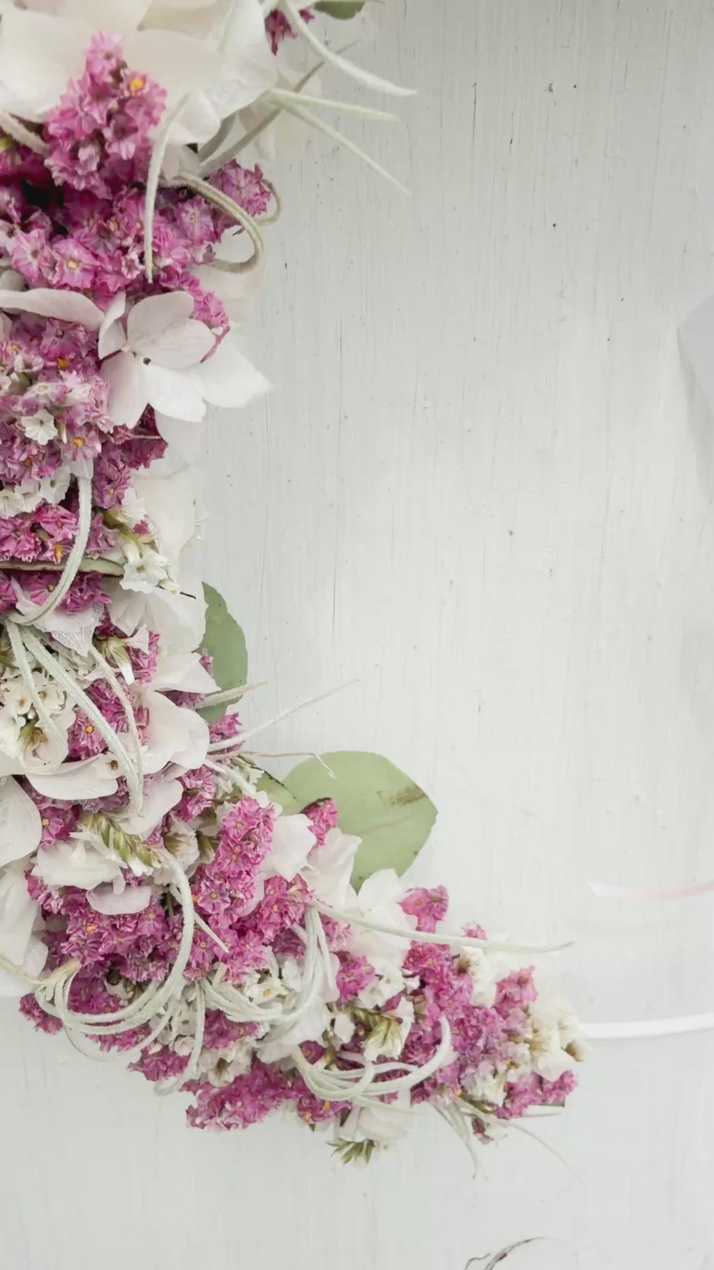 Video zeigt Halb gebundener FlowerLoop als Erinnerung an den Hochzeitstag